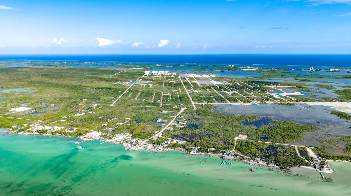 Grand Belizean Estates Lot 704 at Secret Beach