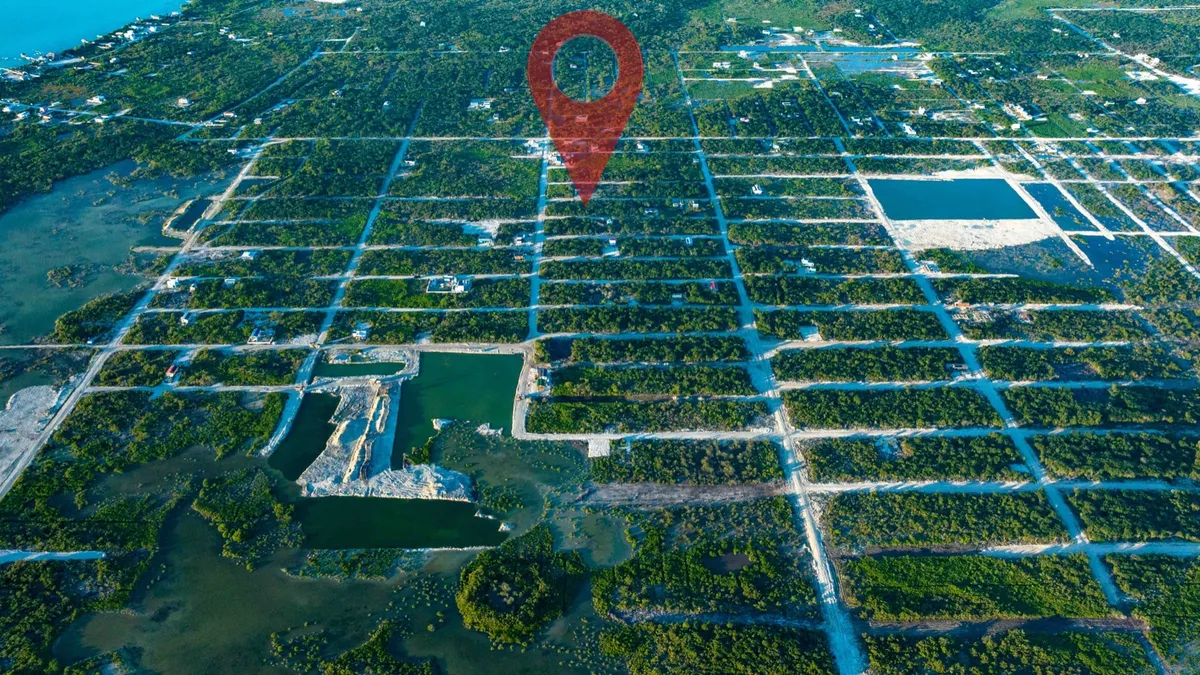 West Caye Lot 985 – Below-Market Opportunity Near Secret Beach with Seller Financing - Image 3