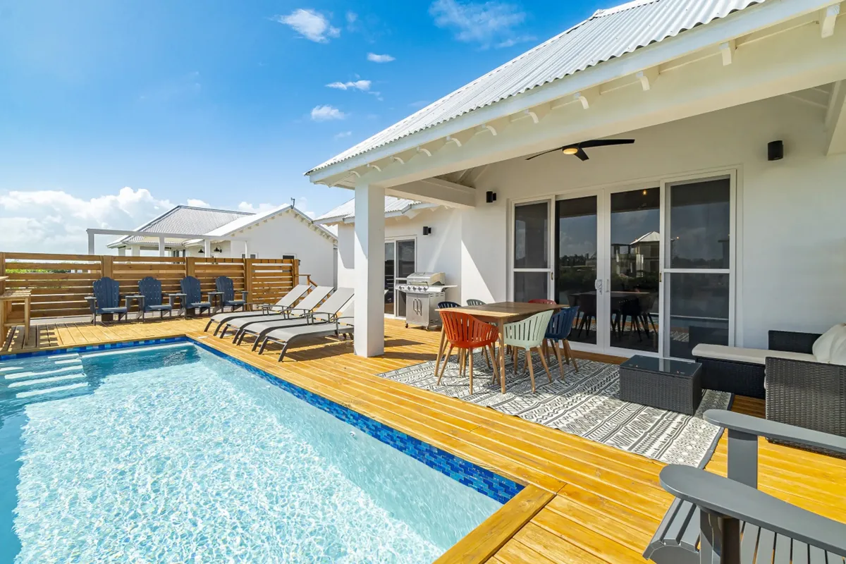 Lot 230, Honey Caye, Mahogany Bay - Image 2
