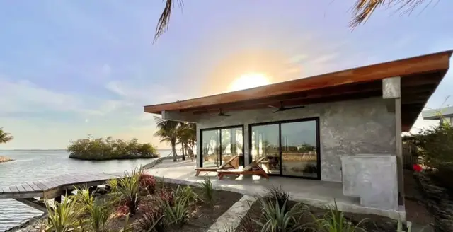 28 Premier Waterfront Luxury Villas