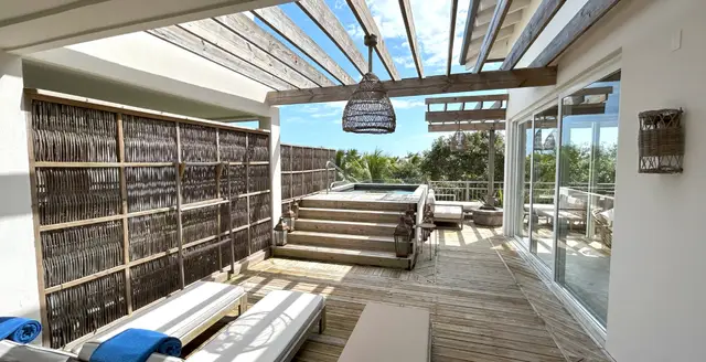 Lavish Penthouse at Itz’ana