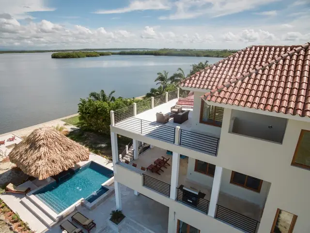 Stunning Waterfront House with Private Pool and Spectacular Views in Placencia Residence.